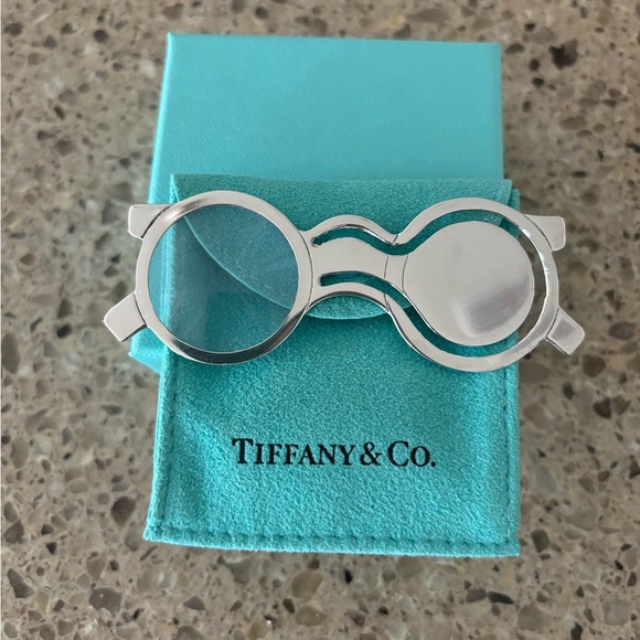 Vintage Tiffany Bookmark/Magnifier. Whimsical Eyeglass shape - Picture 4 of 6